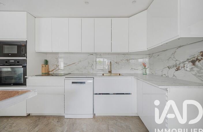 Vente Maison/villa 5 pièces — photo 2