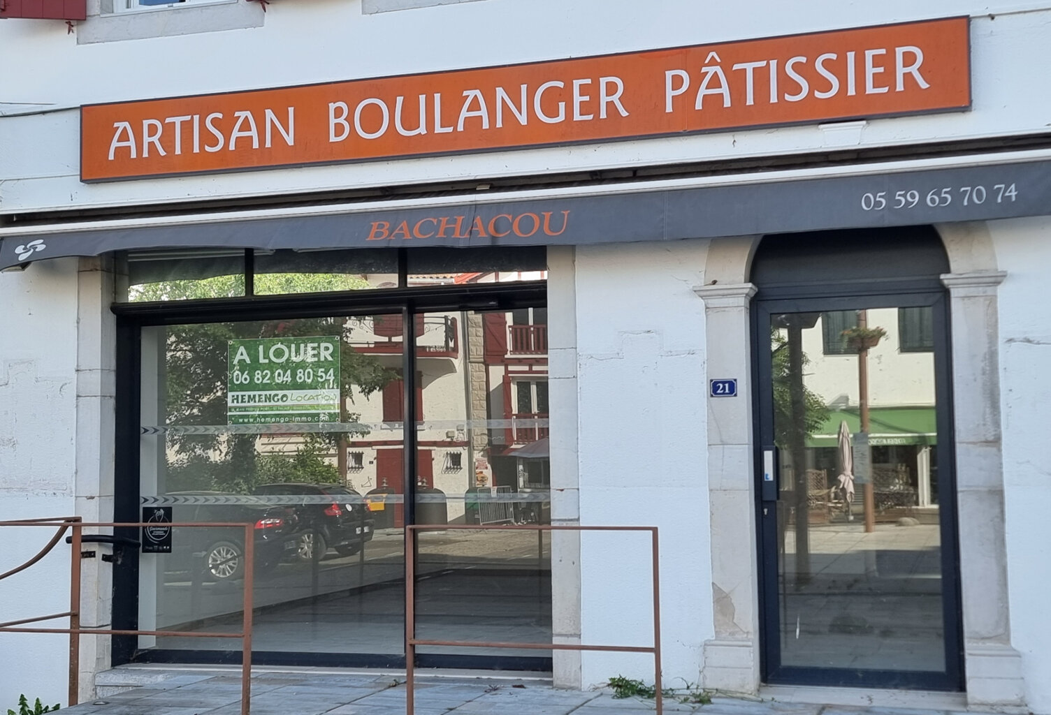 Local commercial St Palais centre — photo 1