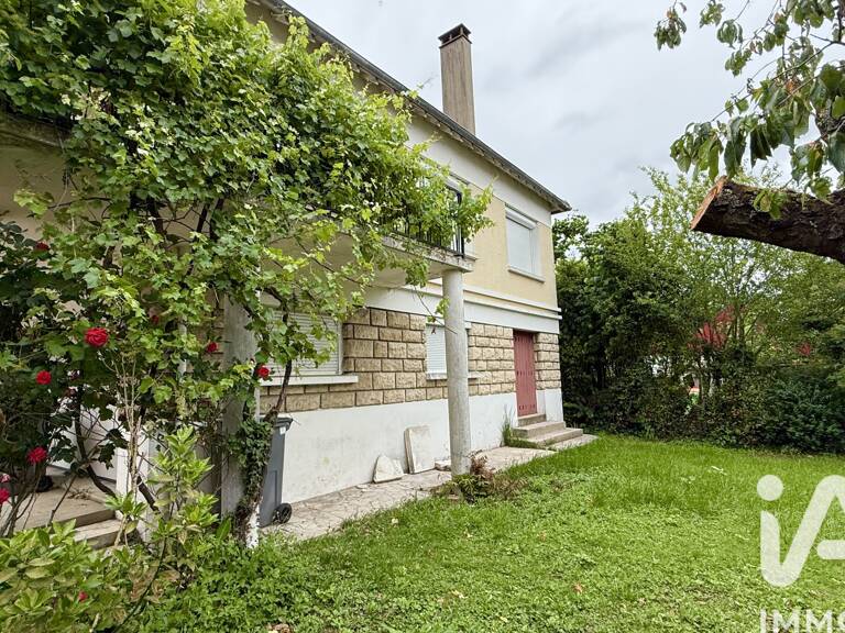 Vente Maison/villa 8 pièces — photo 1