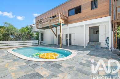 Maison 9 pièces 744000 €