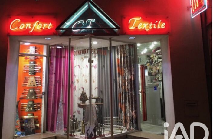 Vente Boutique/Local commercial 50 m&sup2; — photo 5
