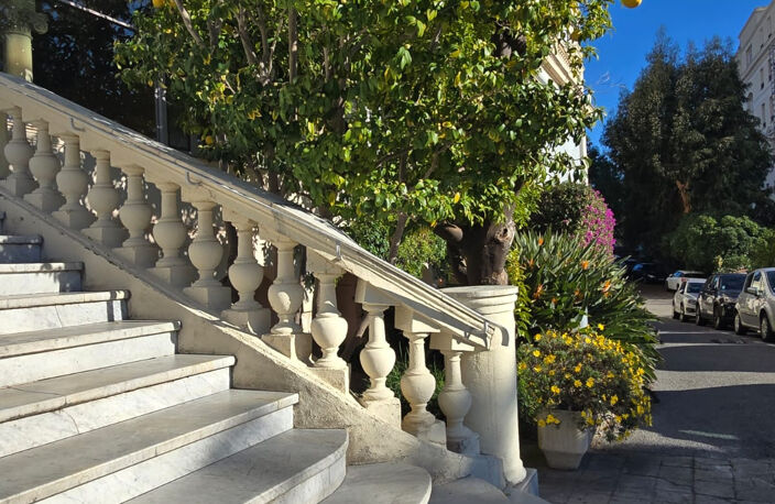 GRAND APPARTEMENT BOURGEOIS 4/5 PIÈCES - PALACE MENTON — photo 4