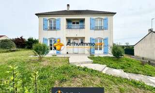 Maison 7 Pièces 148 m² à vendre à Jouy-le-Châtel (77970)
