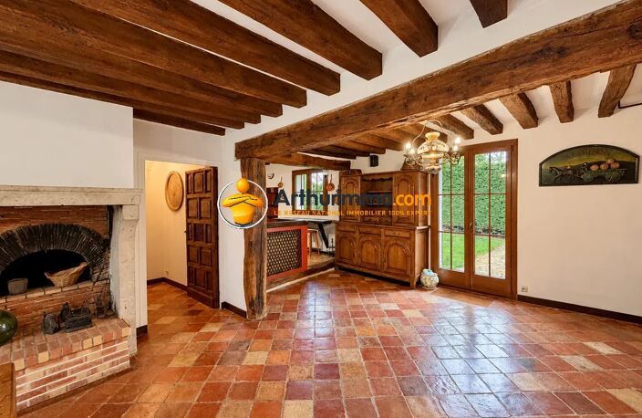 Maison T8 - 280 m² - 5 chambres - Terrain 1219m² - Piscine - DPE : D — photo 4