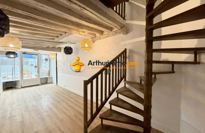 IMMEUBLE COMMERCIAL 67 m² ENVIRON COULOMMIERS — photo 2