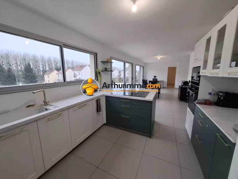PAVILLON TRADITIONNEL AVEC GARAGE ,TERRAIN 1694 m² — photo 1