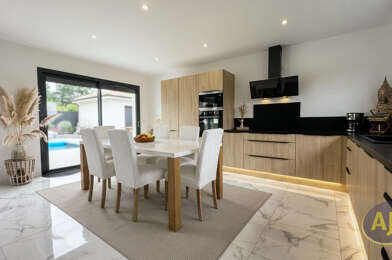 Maison 4 pièces 275000 €