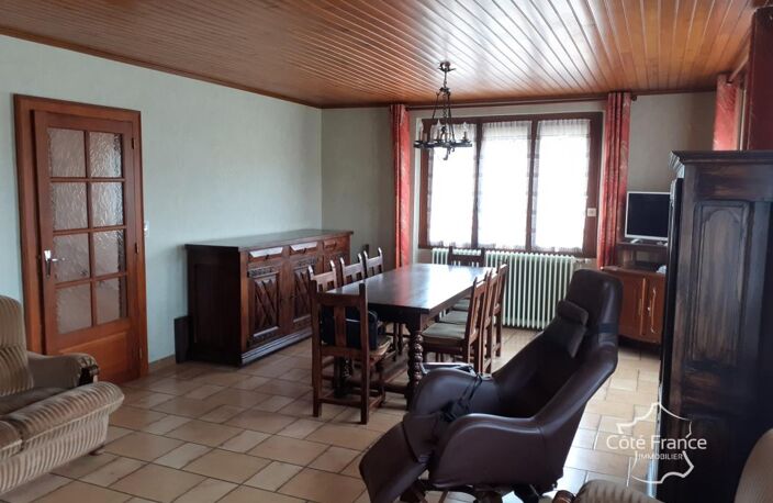 Maison 4 pièces avec dépendances dans village calme — photo 4