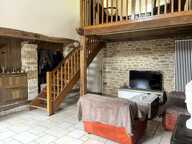 Maison de caractère avec grange et terrain — photo 4