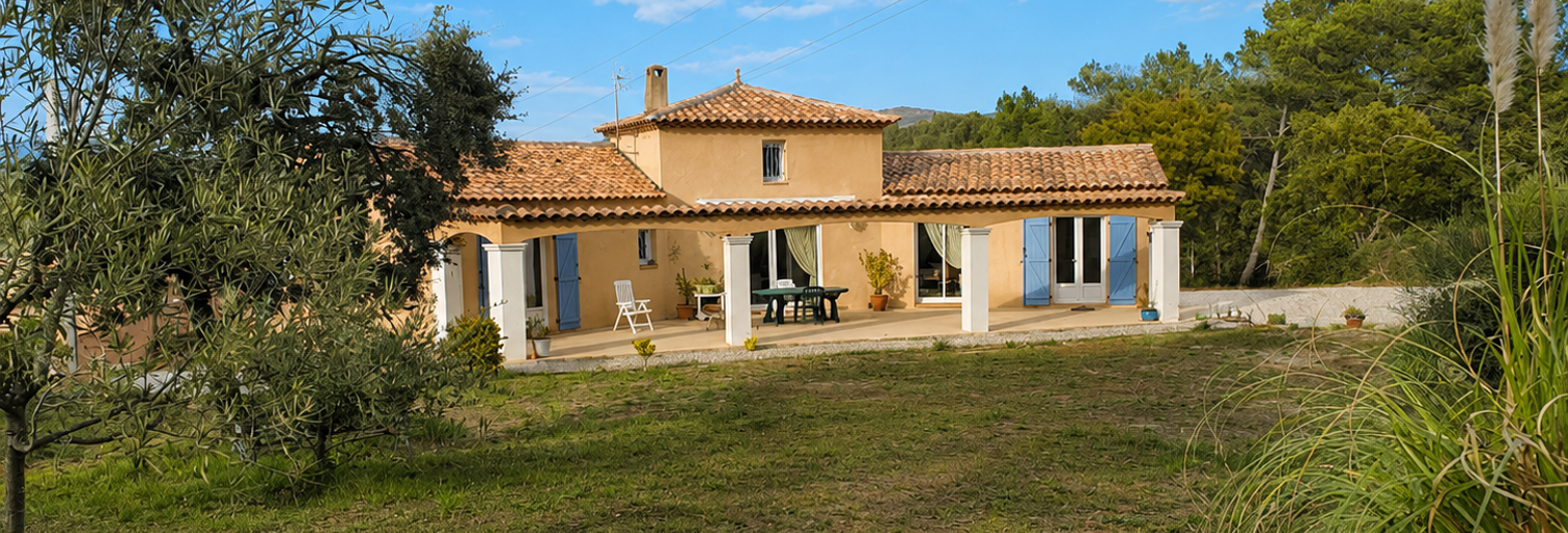 Maison 4 Pièces 133 m² à vendre à Pierrefeu-du-Var (83390)