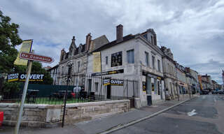 Commerce  150 m² à louer à Auxerre (89000)