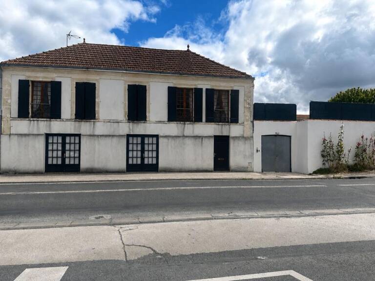 Maison À Vendre — photo 1