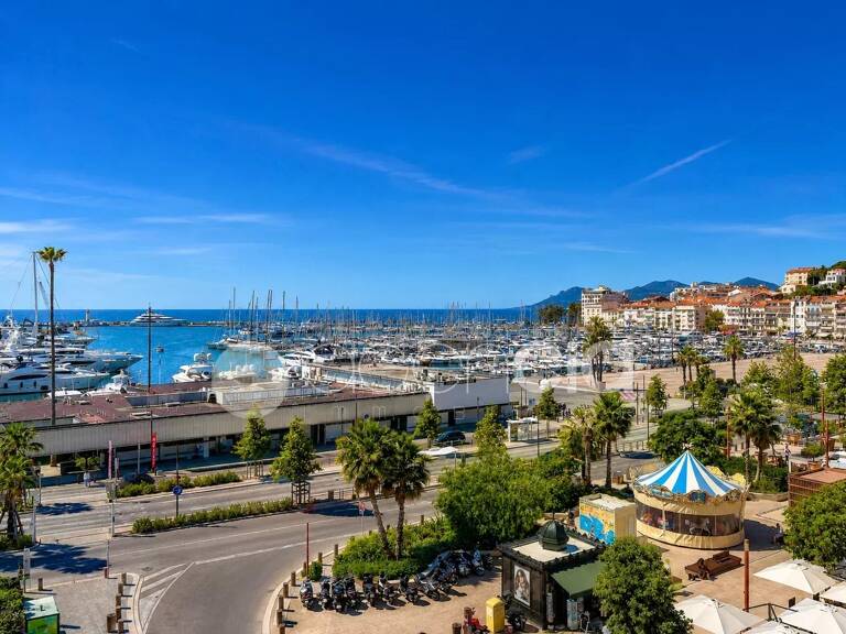 Appartement en dernier étage avec vue mer — photo 1