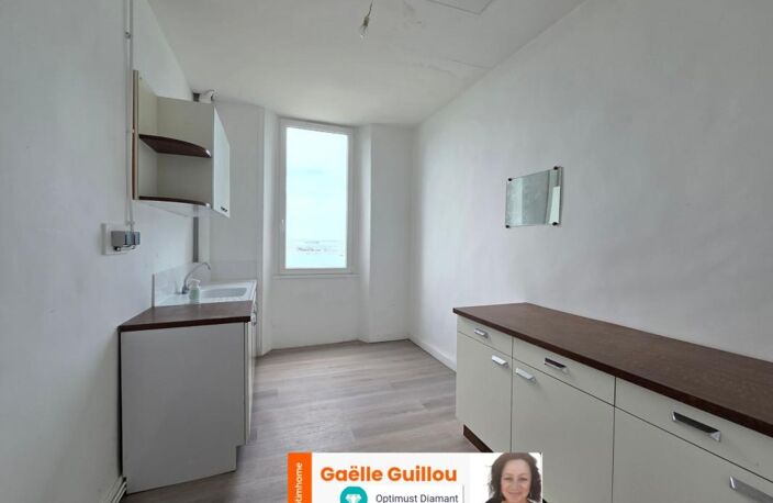 St pol de Léon - Appartement 4 pièces - 58m²- Vue mer - Place de parking + cave — photo 4