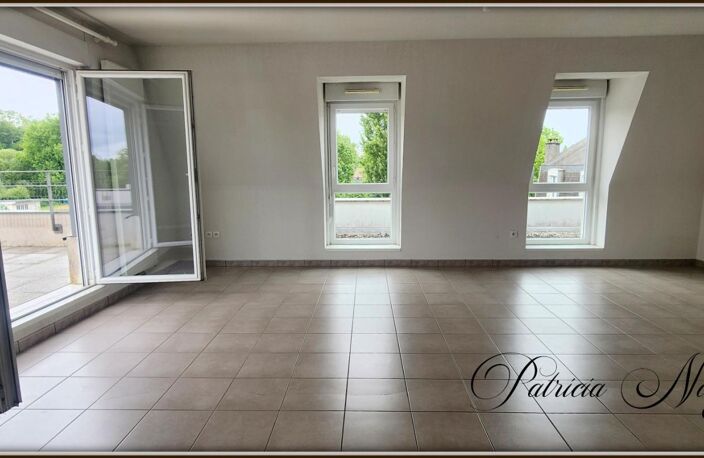 Dernier étage avec ascenseur et superbe terrasse T3 JURANCON (64) — photo 4