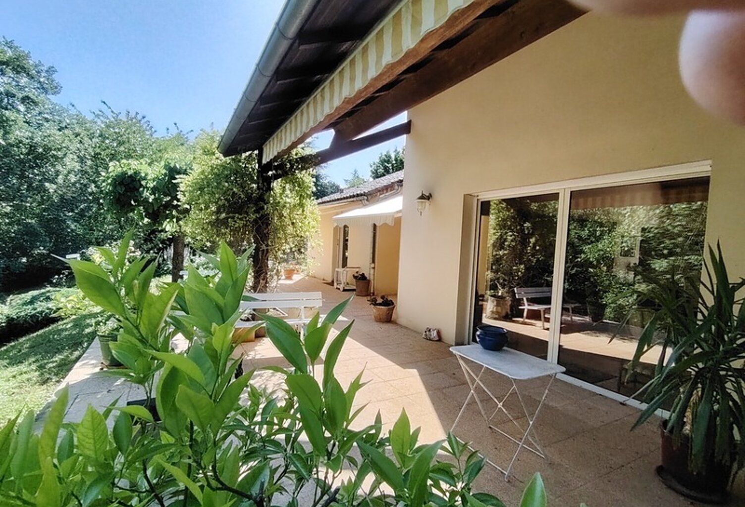 A vendre, Villa d'architecte dans un havre de paix situé à Migné Auxances — photo 1