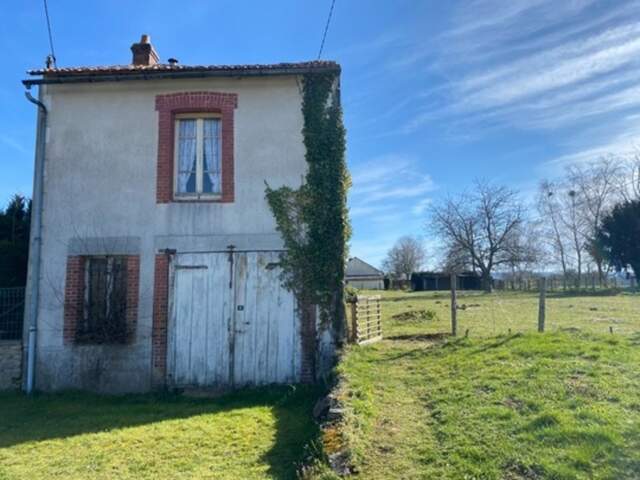 Ancienne forge sur 3 niveaux 105m² sur 777m² de terrain 23 500 € — photo du bien