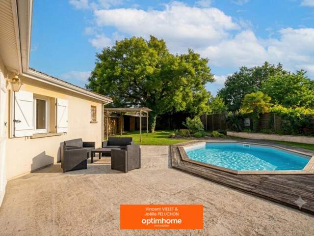 Maison familiale au calme avec piscine à Ambarès-et-Lagrave — photo du bien