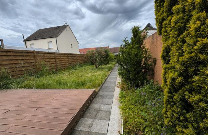 RACHES - LOT MAISON + DÉPENDANCE + 2 DOUBLES GARAGES — photo 3