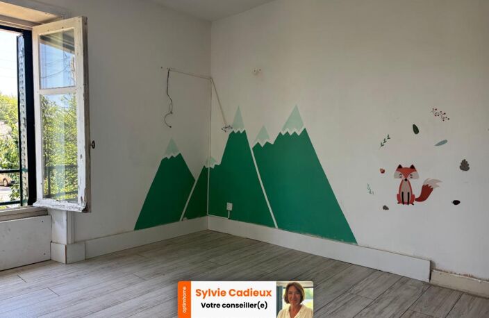 A pieds des commodités - Maison en pierre - 4 chambres, bureau et dressing — photo 4