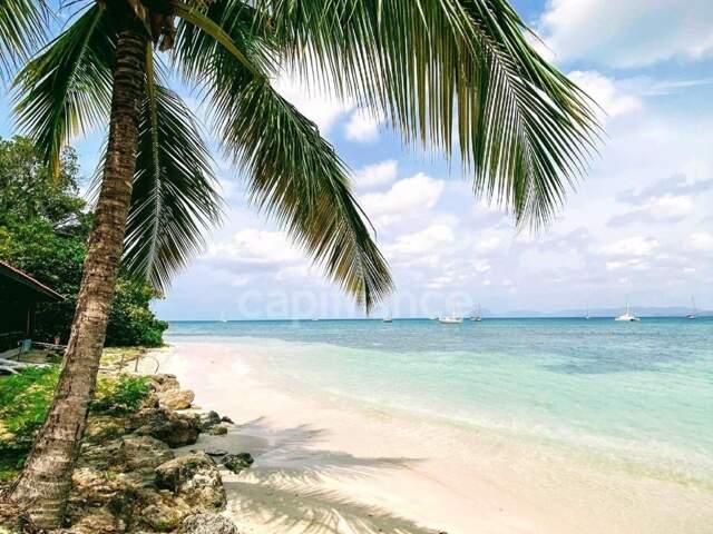 A 200 METRES DES PLAGES* STUDIO MEUBLÉ EN RDC* ACCESSIBLE PMR* PARKING PRIVÉ*  STE ANNE (972) — photo du bien