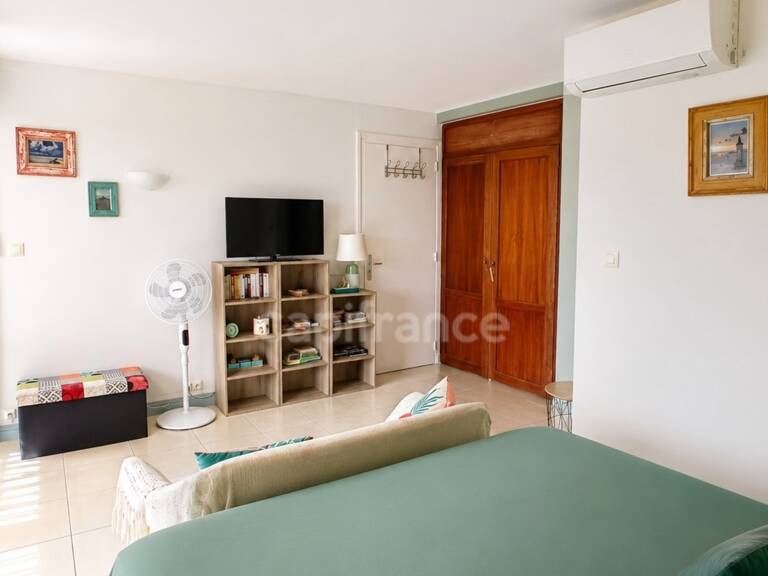 A 200 METRES DES PLAGES* STUDIO MEUBLÉ EN RDC* ACCESSIBLE PMR* PARKING PRIVÉ*  STE ANNE (972) — photo 1