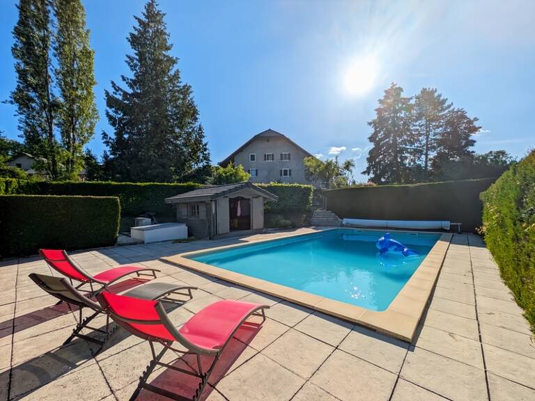 À vendre 8 pièces CERCIER (74) Authentique corps de ferme de caractère entièrement rénové avec piscine et vaste terrain arboré — photo 1