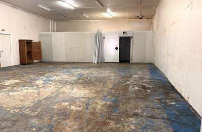 LILLE (59) - A louer Lille Centre Entrepôt de 202 m2 équipé chambre froide — photo du bien
