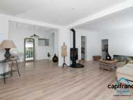 83 Ollioules La Courtine, Maison entierement rénovée avec goût, de 123 m2 (avec un studio) sur 386 m2 stationnement facile — photo 3