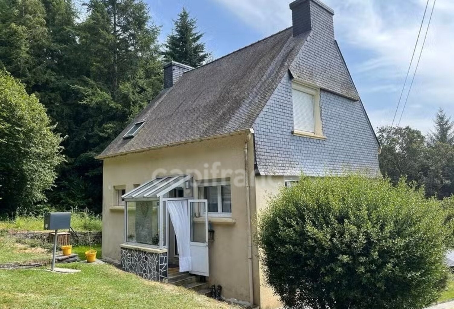 Maison rénovée 3 chambres – Vue dégagée – Sous sol complet - Sans vis à vis – Proche de Carhaix — photo 1
