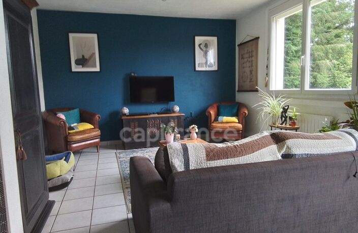 Maison rénovée 3 chambres – Vue dégagée – Sous sol complet - Sans vis à vis – Proche de Carhaix — photo 4