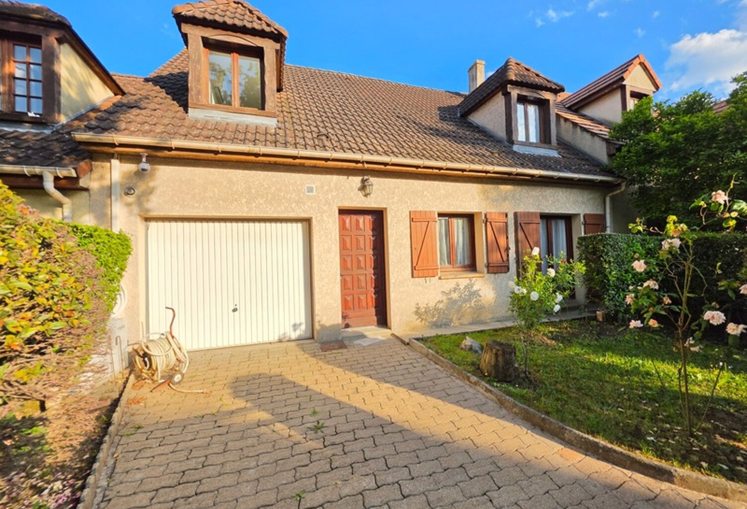 Maison à vendre 6 pièces GRIGNY (91) — photo 1