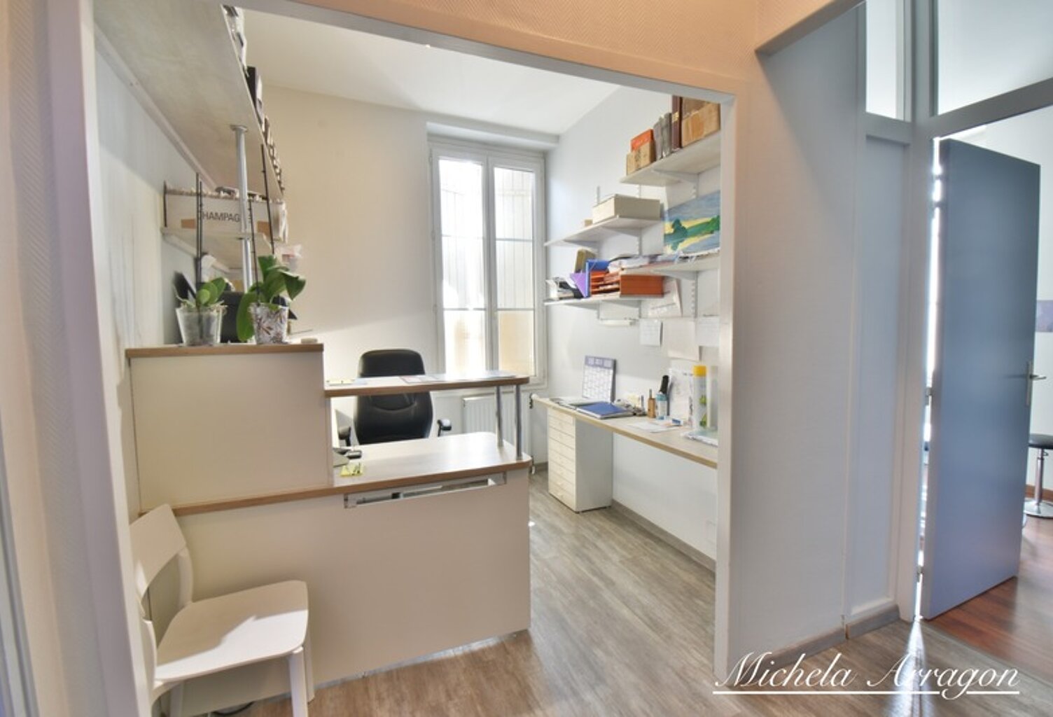 LOCAL PROFESSIONNEL – EMPLACEMENT STRATÉGIQUE À PROXIMITÉ DU CENTRE-VILLE VILLENEUVE SUR LOT (47) — photo 1