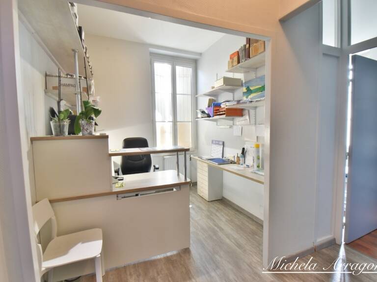 LOCAL PROFESSIONNEL – EMPLACEMENT STRATÉGIQUE À PROXIMITÉ DU CENTRE-VILLE VILLENEUVE SUR LOT (47) — photo 1