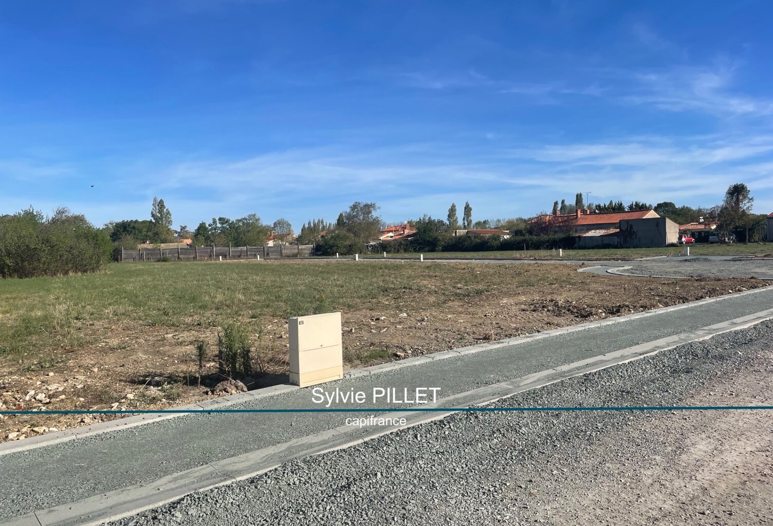Terrain à vendre de 415 m² PUYRAVAULT en VENDEE (85) — photo 1