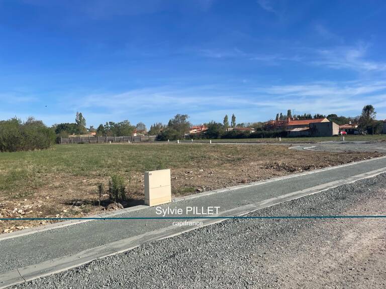 Terrain à vendre de 415 m² PUYRAVAULT en VENDEE (85) — photo 1