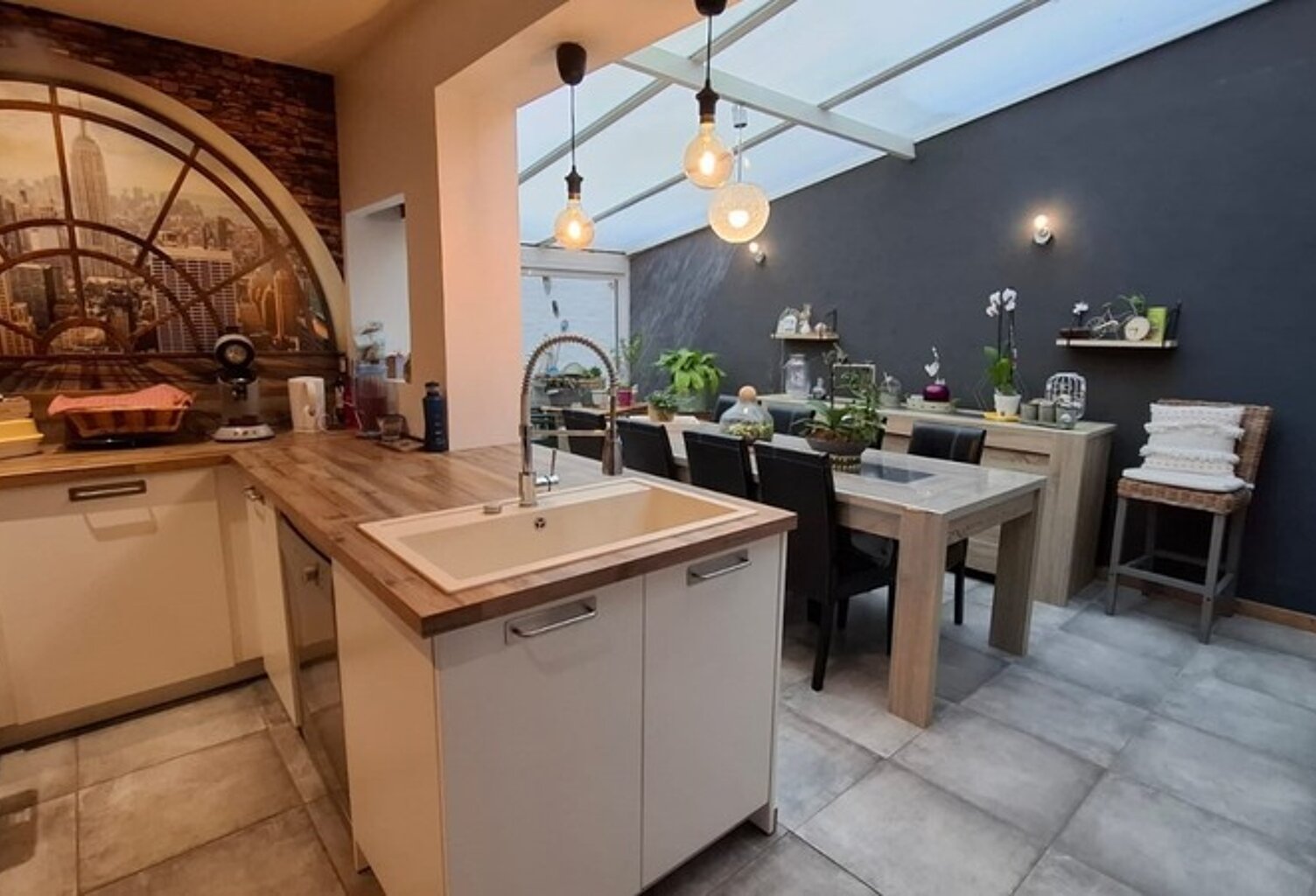 Dpt Aisne (02), à vendre SAINT QUENTIN, Quartier Remicourt,  Maison P6  - Terrain de 245m2 — photo 1