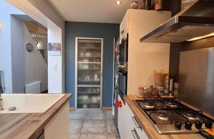 Dpt Aisne (02), à vendre SAINT QUENTIN, Quartier Remicourt,  Maison P6  - Terrain de 245m2 — photo 3