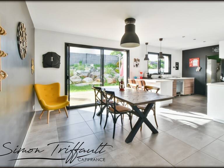 Maison à vendre 6 pièces SAINT SATURNIN (72) — photo 1