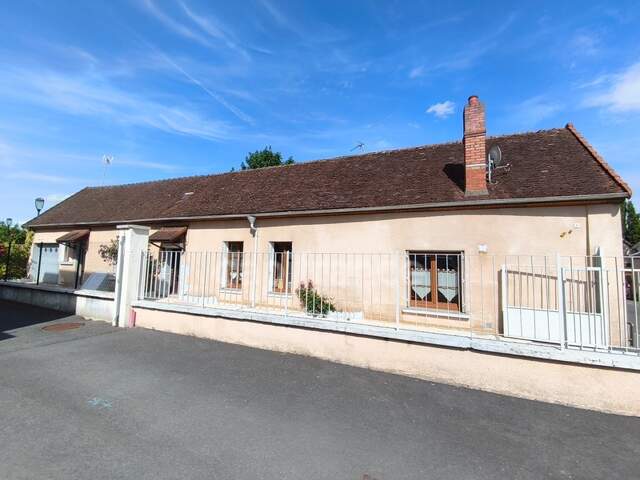   MAISON AVEC FORT POTENTIEL – PROCHE CENTRE VILLE DE SÉZANNE — photo du bien