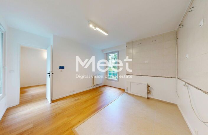 APPARTEMENT - 2 PIÈCES - CAVE — photo 4