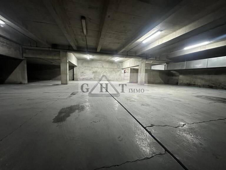PLATEAU PARKING PRIVATIF — photo 1