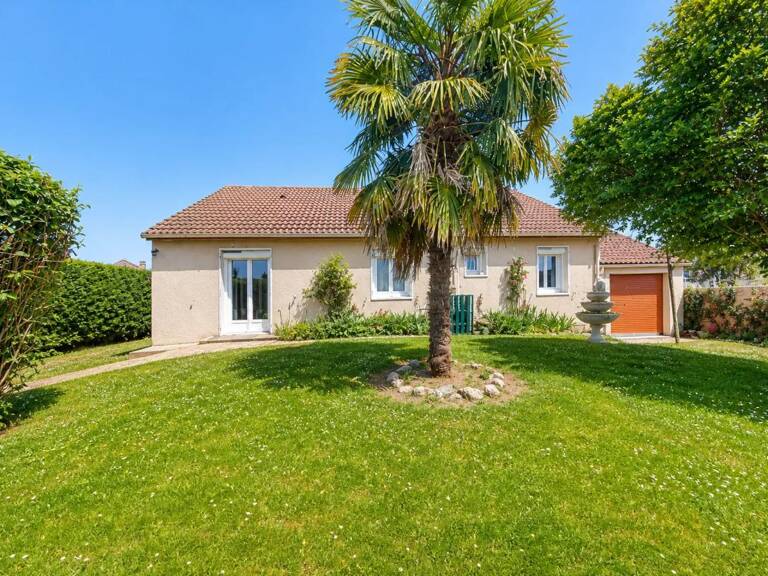 Maison de 6 pièces - 4 chambres de 155 m² à Chéroy — photo 1