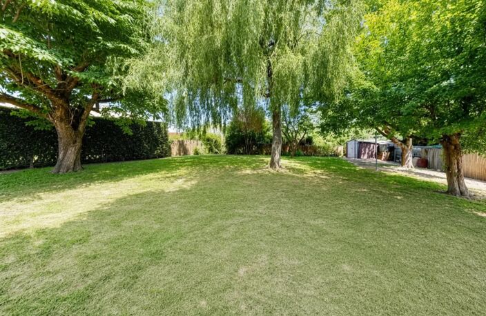 Maison de 6 pièces - 4 chambres de 155 m² à Chéroy — photo 4