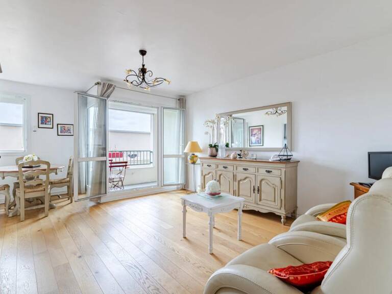 Appartement de 4 pièces de 78 m² Montmorency plein centre avec double Box — photo 1