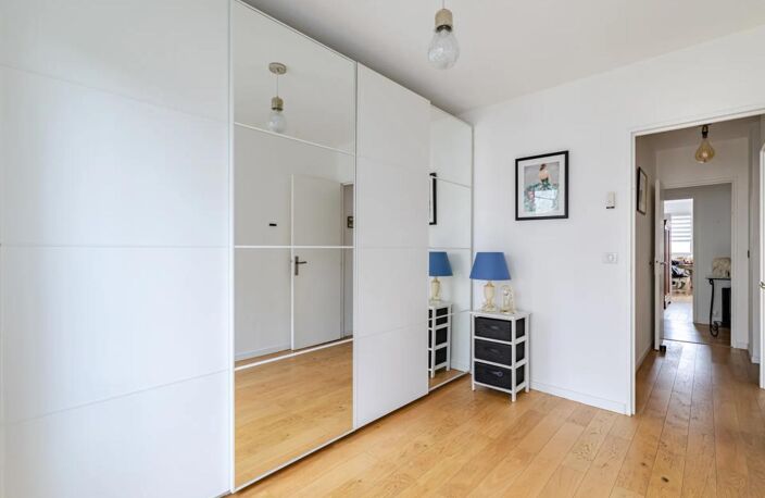 Appartement de 4 pièces de 78 m² Montmorency plein centre avec double Box — photo 4