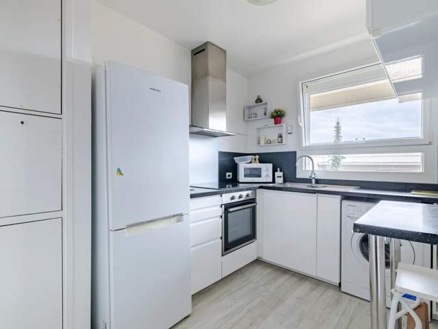 Appartement de 4 pièces de 78 m² Montmorency plein centre avec double Box — photo du bien