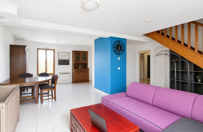 Maison de 6 pièces de 130 m² à Crèvecœur-le-Grand — photo 2
