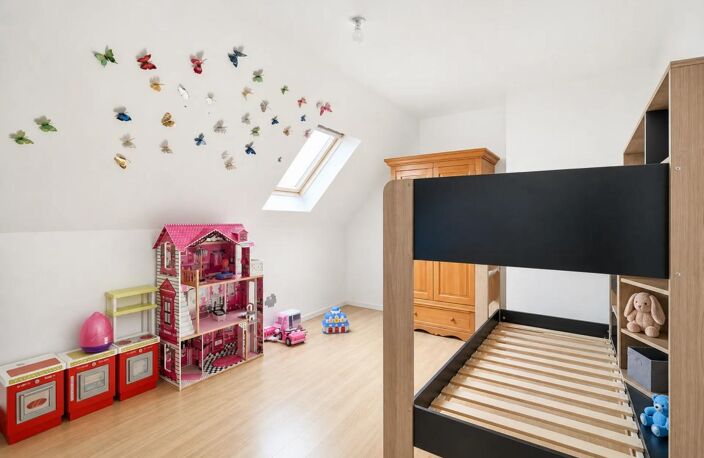 Maison de 6 pièces de 130 m² à Crèvecœur-le-Grand — photo 5