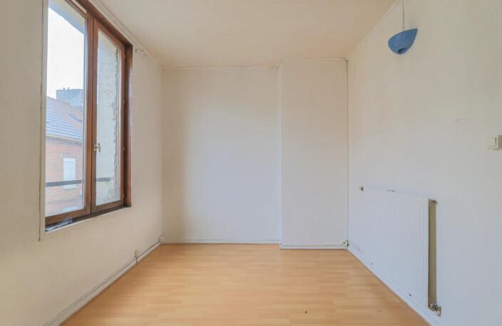 Maison de ville - 74 m2 - Valenciennes — photo 3